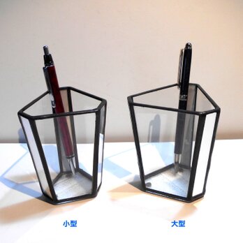 鏡面ある三角柱のペン立て （大型と小型）の画像