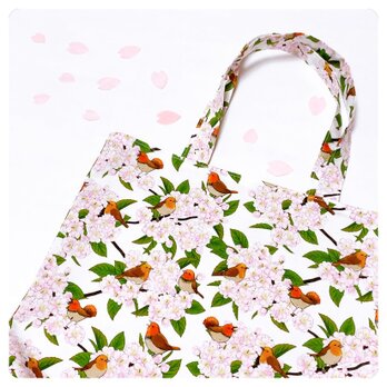 コマドリと八重桜のトートバッグの画像