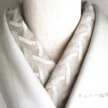 綿の刺繍半衿 利休白茶の画像