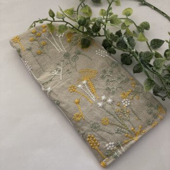 カーキリネン実刺繍メガネケースハンドメイド　花刺繍柄の画像