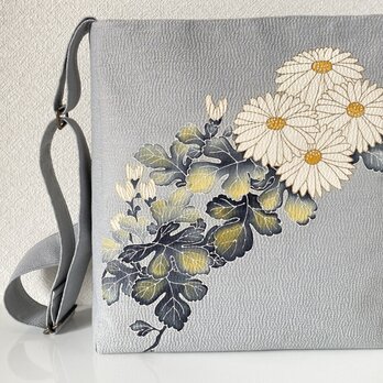 帯バッグ〜美しい菊の花〜の画像