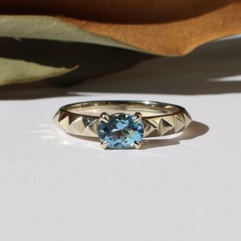 Pyramid Stud Aquamarine Ring / K10WGの画像