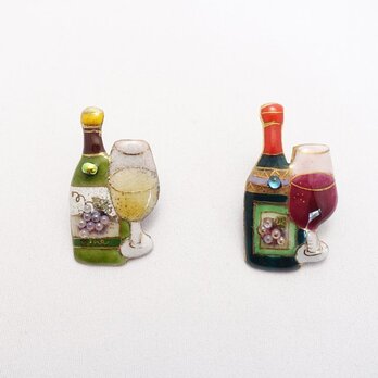 ワインボトル＆グラス（赤／白）の七宝焼ピンブローチ（ピンバッジ）の画像