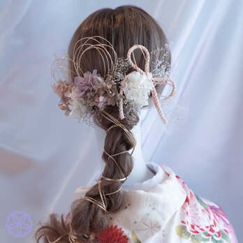 シャンパンピンク系の編み下ろしヘアアクセサリー　成人式　卒業式　結婚式　着物　髪かざりの画像