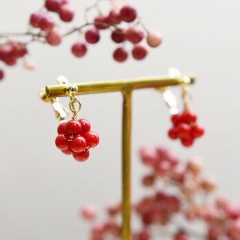 【イヤリング】木苺 ベリー Ⅱ・赤珊瑚の画像