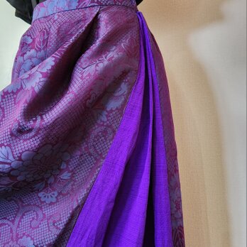 ロング フレアスカート 紫色 サイドきりかえ 正絹 八掛 M~Lサイズの画像