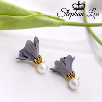期間限定◆Stephan Lea◆アレルギー対応〜グレー花びらタッセルパールピアス