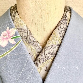 洗える刺繍半衿 ブルーグレー×ゴールドの画像