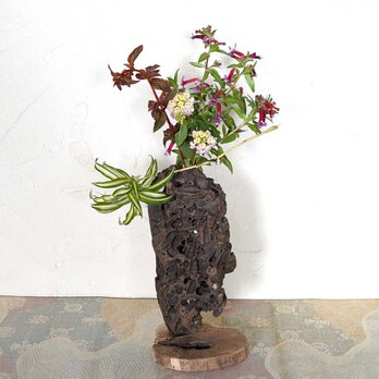 流木の花器、フラワーベース　一輪挿し　木の花瓶　wood vase　小さな花瓶　６４の画像