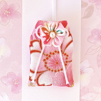 （花時）元巫女が作る花のお守り袋の画像