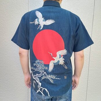 タペストリー半袖和柄シャツ（夕日に鶴と松）の画像