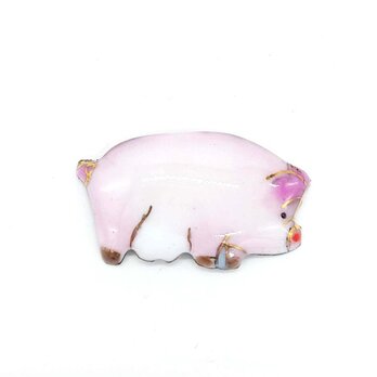 小さな豚の七宝焼ピンブローチ（ピンバッジ）【受注制作】の画像