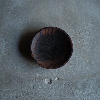 ウォールナット鉄媒染豆皿の画像
