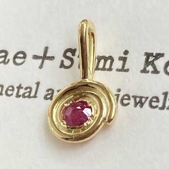 K18 Gold+Pink Spinel◆18金 天然ピンクスピネル渦巻きペンダントトップの画像