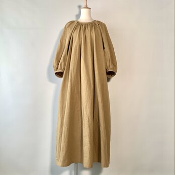 パフィ マキシ丈ドレス　イエローオーカーの画像