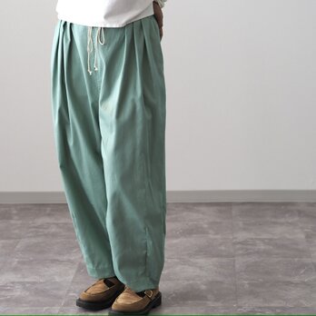 ウエストタック、コード調節付き/カラーパンツ《ミズイロ》