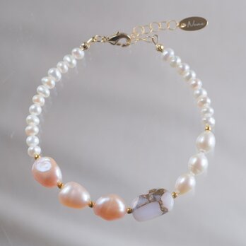 Copper pink opal & perla bracelet：コッパーピンクオパールブレスレット　淡水真珠の画像