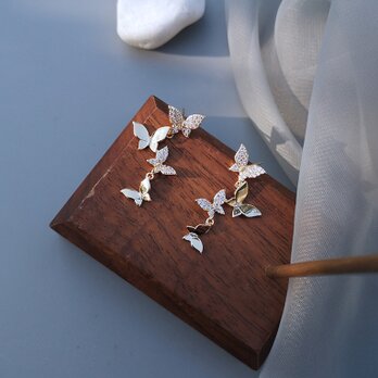 ピアス 18金 仕上げ レディース 蝶々 バタフライ 揺れる シルバー925 金属アレルギー対応 ロングピアス プレゼントの画像