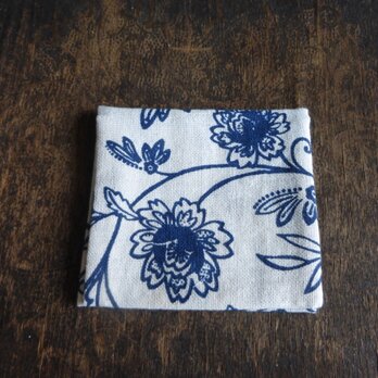 藍色の花柄のサニタリーケース（送料無料）の画像