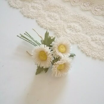 染め布花＊可憐なテージーの花束コサージュの画像