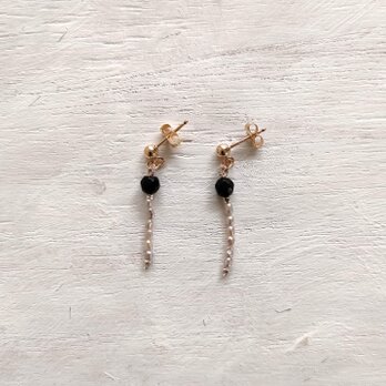 TUKI_新月_pearl_C　ピアス・イヤリングの画像