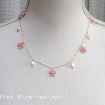 タティングレースと淡水パールのネックレス〈桜〉の画像