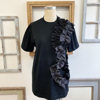 セール価格★新品リメイクTシャツ❤️ボーダーフリルの半袖Tシャツ　黒（サイズM）の画像