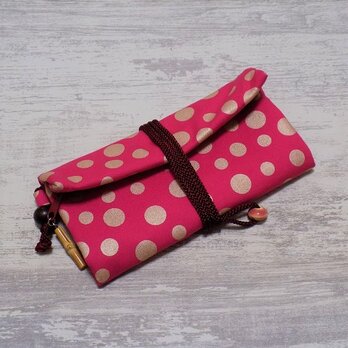 道中財布　ロールバッグ　オックス濃いピンク地製　「水玉　ドット　中色」の画像