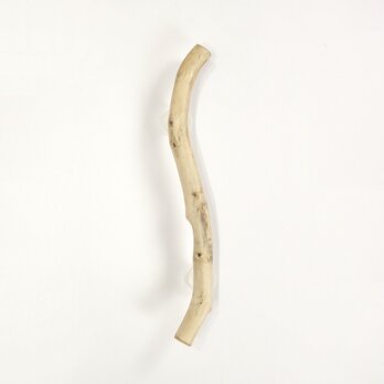 【温泉流木】スリムで平たいＳ字流木のドアハンドル・手すり 木製 自然木 流木インテリアの画像