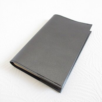 新書サイズ、コミック対応《ピッグスキン》ガンメタ・一枚革のブックカバー・0760の画像