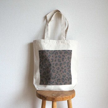 「 fuwa fuwa leopard（ ダークブラウン ）」キャンバストートバッグ【Ｍ】＜オーガニックコットン＞の画像