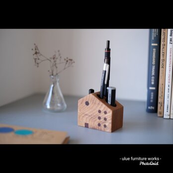 家型のペン・印鑑スタンド (シャチハタ対応)の画像