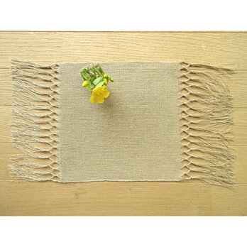 ６）手織り・生成りリネン・花瓶敷の画像