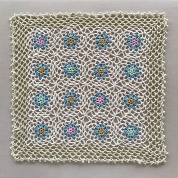 コットン糸　かぎ針編みのドイリー　マルチカバー　敷物　ドイリー　マルチマットの画像