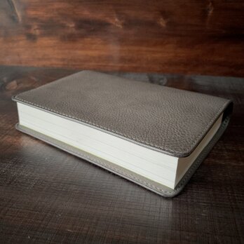 《四六判サイズ》レザーブックカバー（Topo）