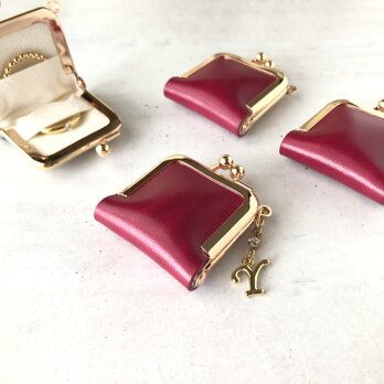 《革の宝石》ルガトの〝時を刻む〟アクセサリーケース　本革　アザレアピンク　経年変化　イニシャル　チェーンオプション　キーホルダーの画像