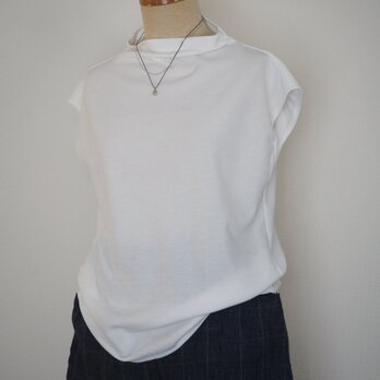 ❀　接触冷感＆UVカット　リバーシブルメッシュ　フレンチスリーブ　オフ白の画像