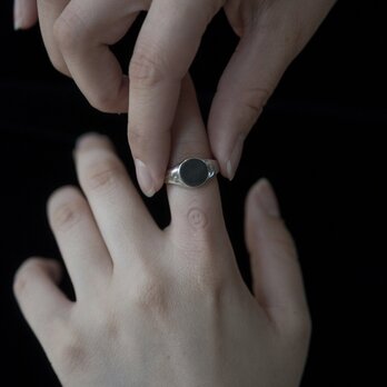 signet ring "nikochan"の画像