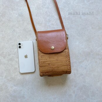 スマホショルダーでちょこっとお出かけ♪アタバッグ バリ島 ショルダーバッグ ハンドメイド 旅行　カゴバッグの画像