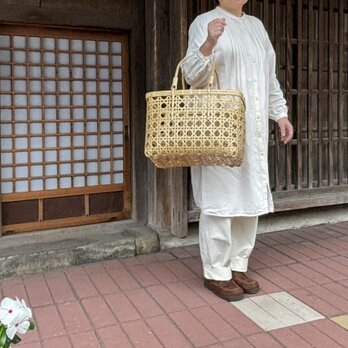 八つ目竹買い物かご大の画像