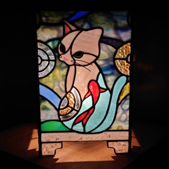 猫と金魚の行灯の画像