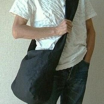 麻のショルダーバッグ　メンズ