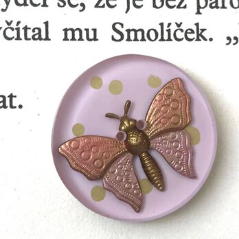 レジン＆メタルボタン バタフライ ピンク ２穴 JK　　B-1956　蝶々　ちょうの画像