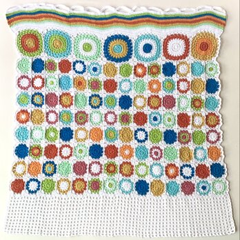 モチーフ編みのカフェカーテン　カーテン　かぎ針編み　ウォールデコ　タペストリー　編み物の画像