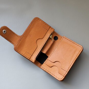コンパクト財布　シンプル二つ折り財布　小さくても驚きの使い勝手と収納力！の画像