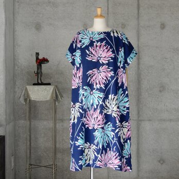 着物リメイク　浴衣の夏ワンピース/Aライン    フリーサイズ 　大きめ　の画像