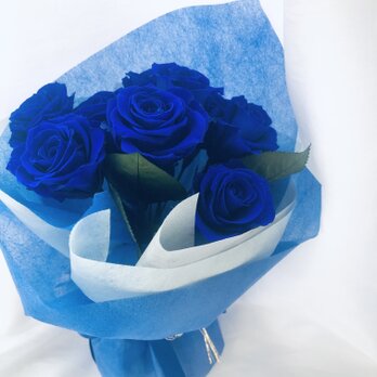 プリザーブドフラワー青い薔薇9輪の花束の画像