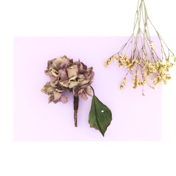 Corsage. コサージュ" 色褪せ紫陽花の枝 " | パープル |の画像