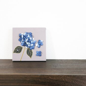 Ornament.ファブリックパネル “ 佇む紫陽花の一枝 " |  布花と刺繍のファブリックパネルの画像