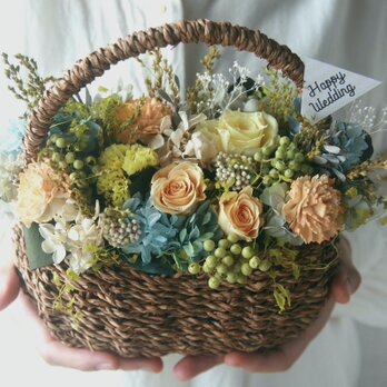 Flower basket -pastel yellow-の画像